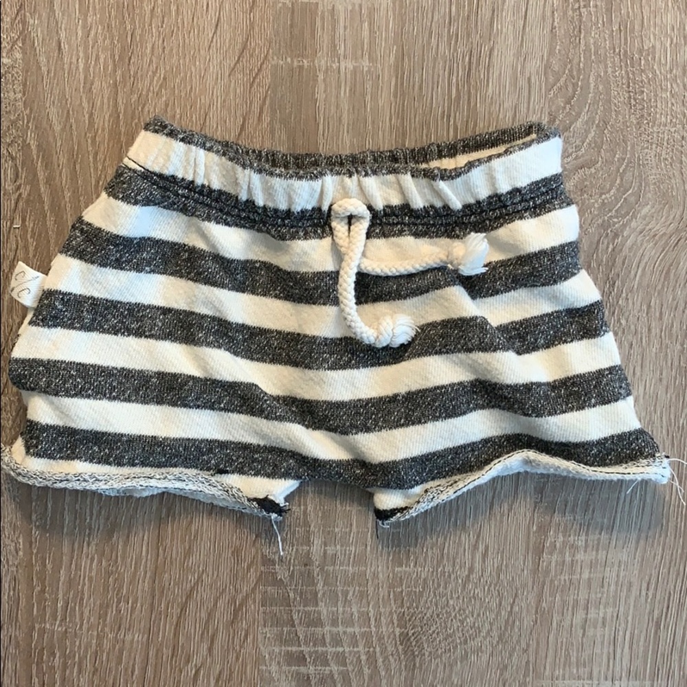 Childhoods clothing - boy shorts - grey stripe